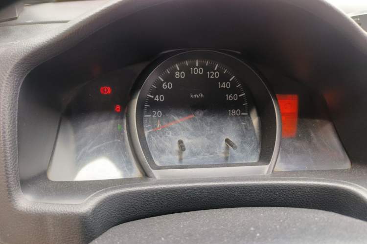 Used Nissan NV200 2010 1.6L Luxury Model Instrument Cluster
