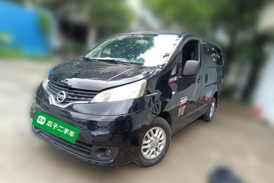 Nissan NV200 2010