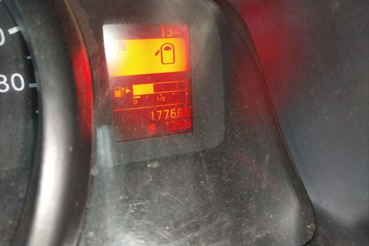 Used Nissan NV200 2010 1.6L Luxury Model Odometer Close Up