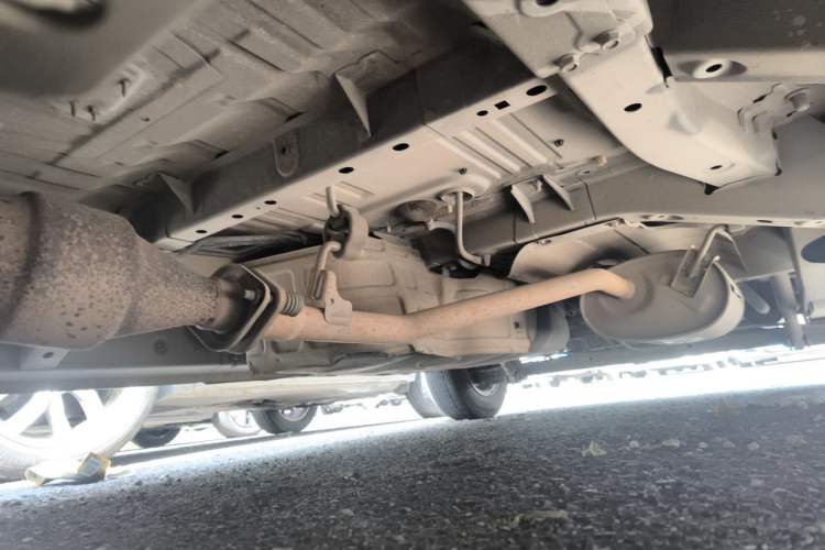 Used Nissan NV200 2010 1.6L Luxury Model Chassis Front Right