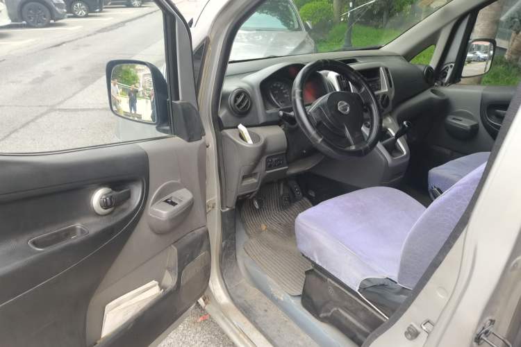 Used Nissan NV200 2010 1.6L Luxury Model Driver Seat