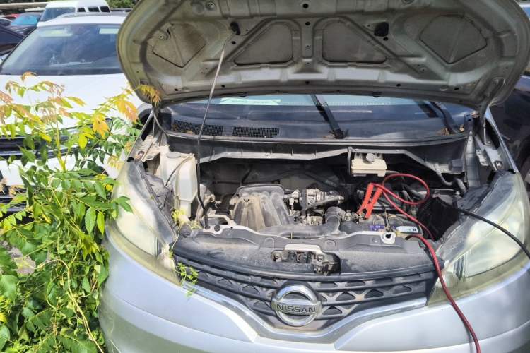 Used Nissan NV200 2010 1.6L Luxury Model Engine Bay Right