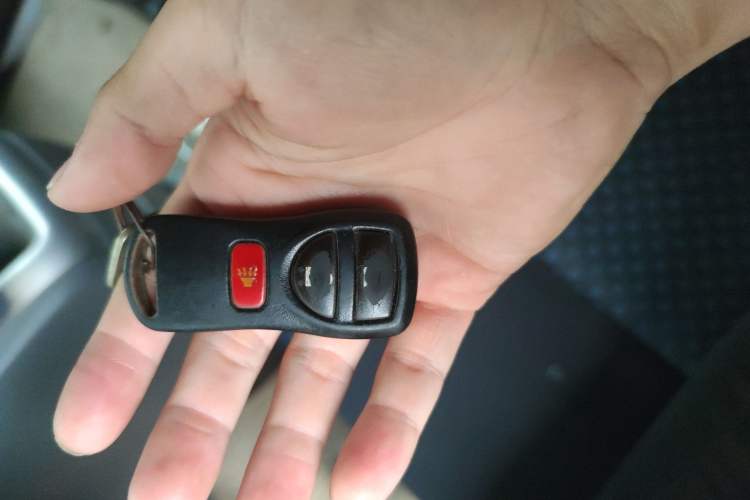 Used Nissan NV200 2010 1.6L Luxury Model Vehicle Key