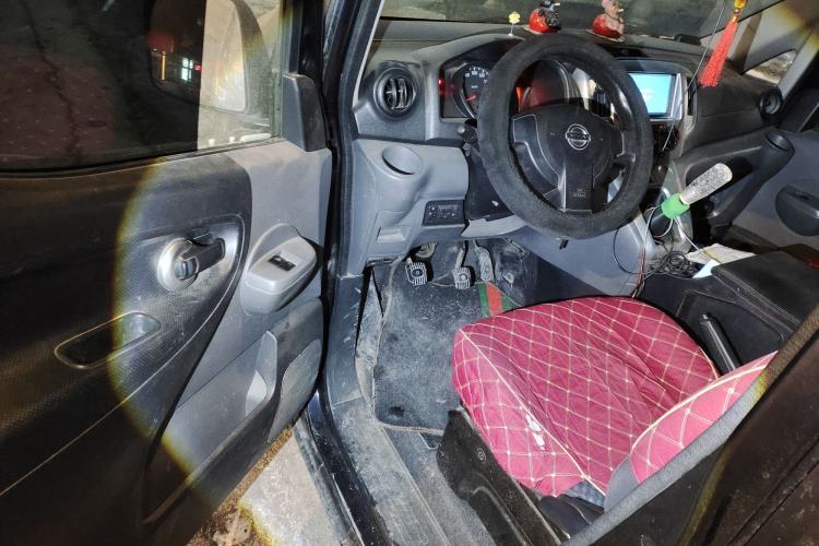 Used Nissan NV200 2011 1.6L 232 Seats Zunya Trim Driver Seat