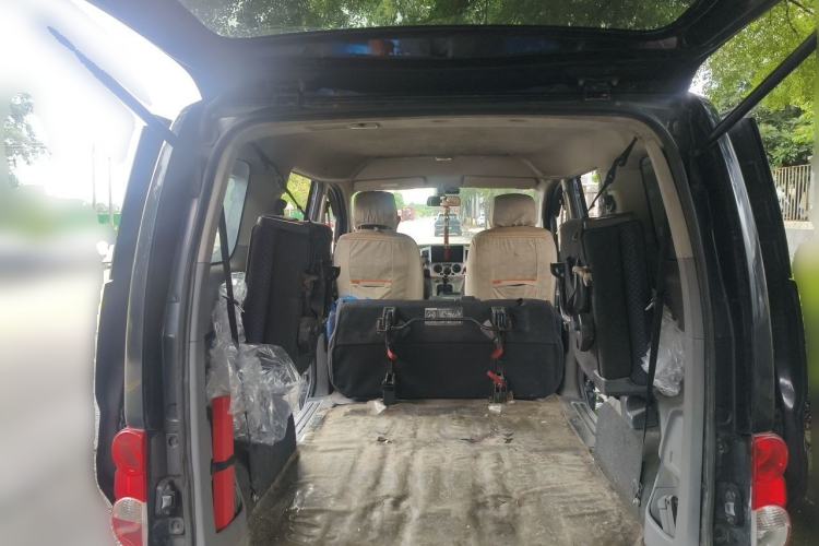 Used Nissan NV200 2011 1.6L 232 Seats Zunya Trim Trunk