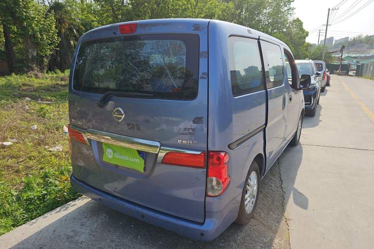 Used Nissan NV200 2011 1.6L 232 Seats Zunya Trim Rear Right 45 Deg