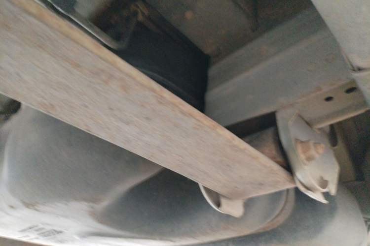 Used Nissan NV200 2011 1.6L 232 Seats Zunya Trim Chassis Rear Right