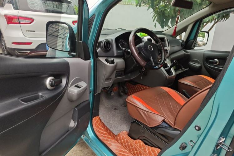 Used Nissan NV200 2011 1.6L 232 Seats Zunya Trim Driver Seat