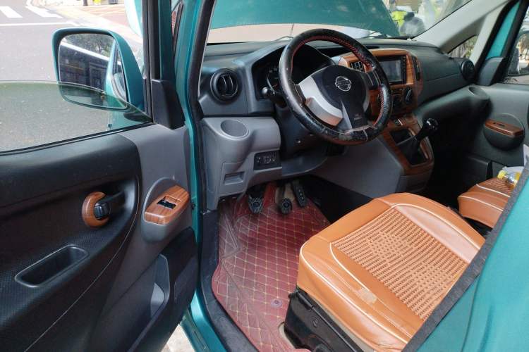 Used Nissan NV200 2011 1.6L 232 Seats Zunya Trim Driver Seat