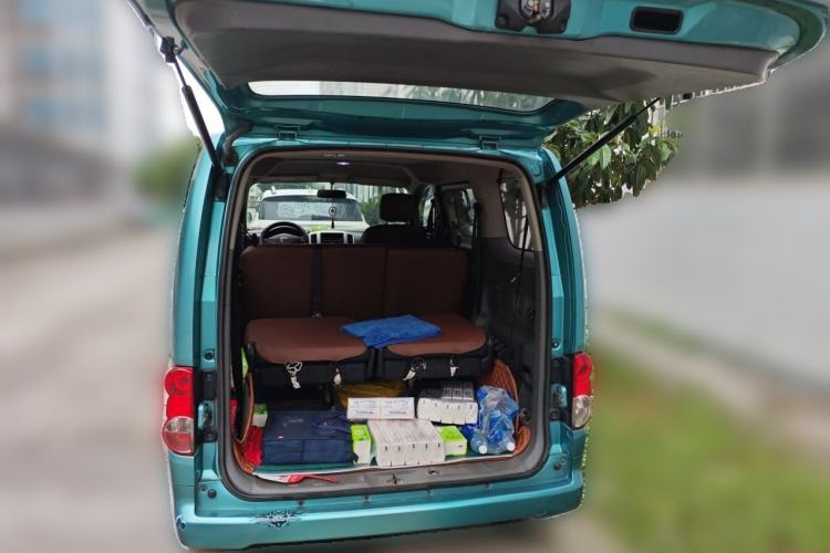 Used Nissan NV200 2011 1.6L 232 Seats Zunya Trim Trunk