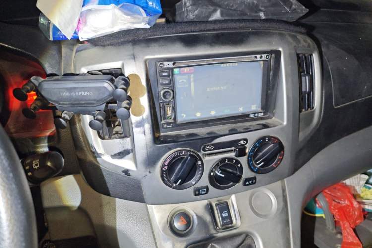 Used Nissan NV200 2011 1.6L 232 Seats Zunya Trim Audio And AC Panel