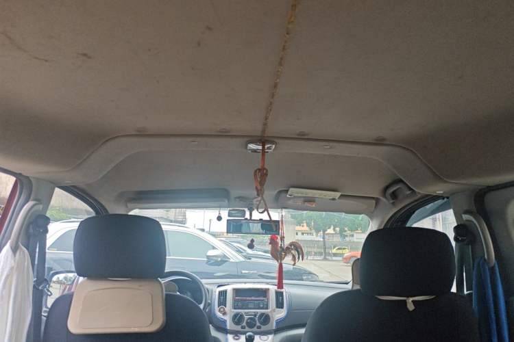 Used Nissan NV200 2011 1.6L 232 Seats Zunya Trim Headliner