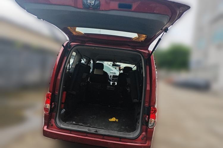Used Nissan NV200 2011 1.6L 232 Seats Zunya Trim Trunk
