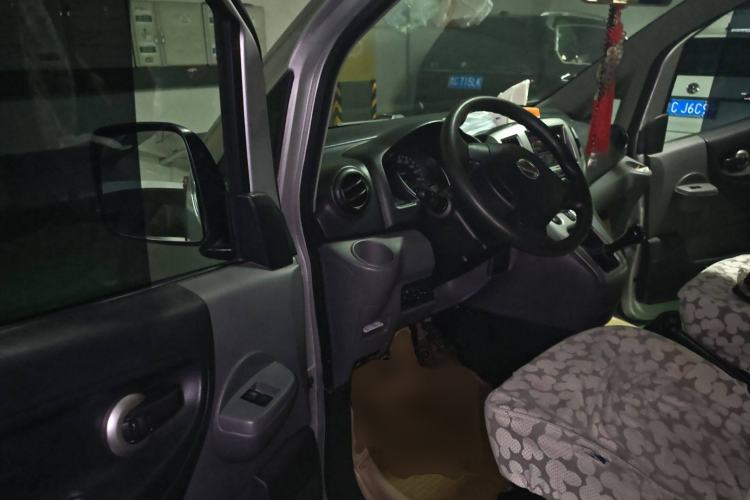 Used Nissan NV200 2011 1.6L 232 Seats Zunya Trim Driver Seat