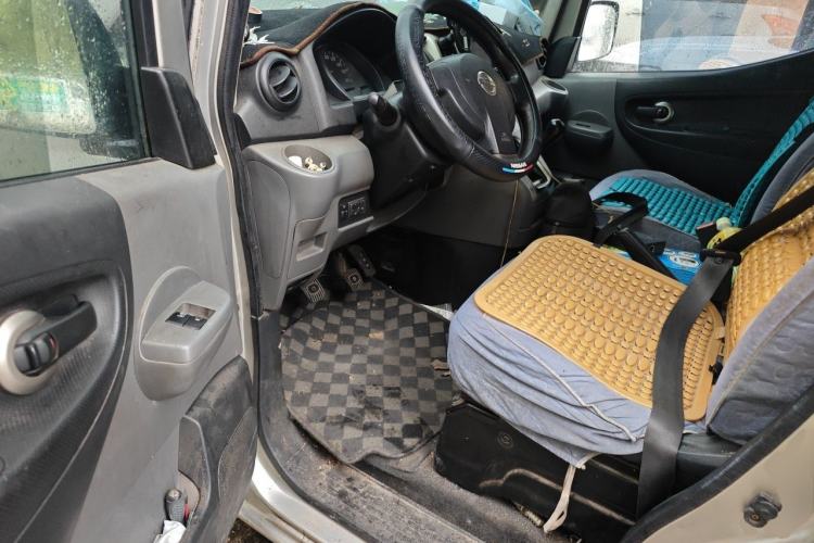 Used Nissan NV200 2011 1.6L 232 Seats Zunya Trim Driver Seat