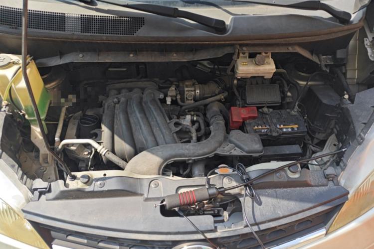 Used Nissan NV200 2011 1.6L 232 Seats Zunya Trim Engine Bay