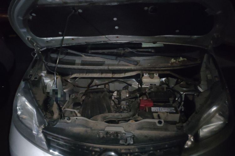 Used Nissan NV200 2011 1.6L 232 Seats Zunya Trim Engine Bay