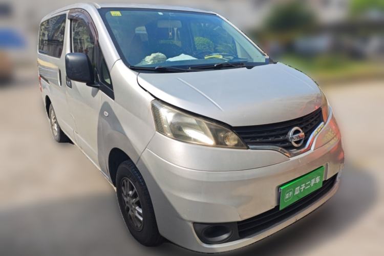 Used Nissan NV200 2011 1.6L 232 Seats Zunya Trim Front Right 45 Deg