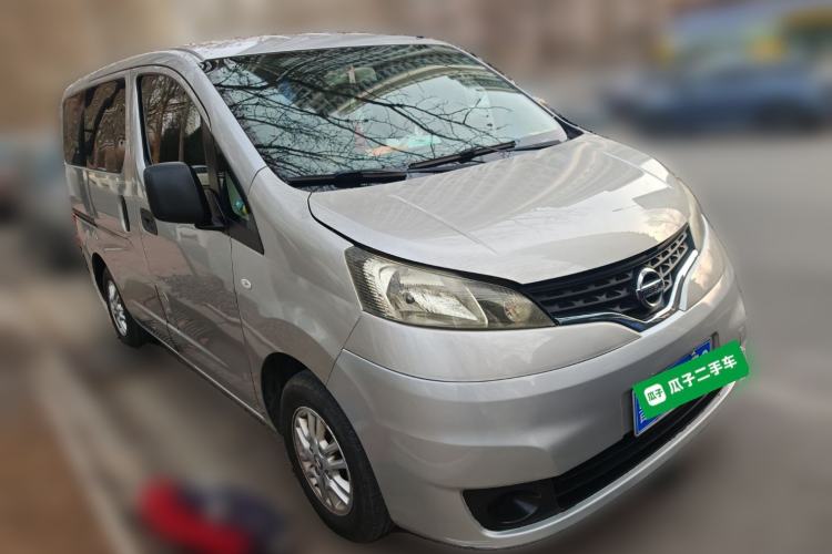 Used Nissan NV200 2011 1.6L 232 Seats Zunya Trim Front Right 45 Deg