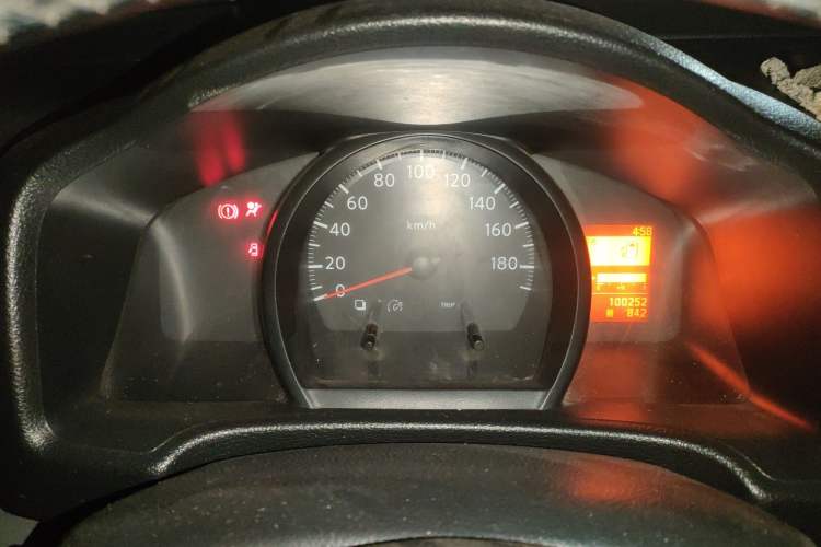Used Nissan NV200 2011 1.6L 232 Seats Zunya Trim Instrument Cluster
