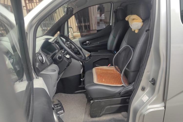 Used Nissan NV200 2011 1.6L 232 Seats Zunya Trim Left Front Seat