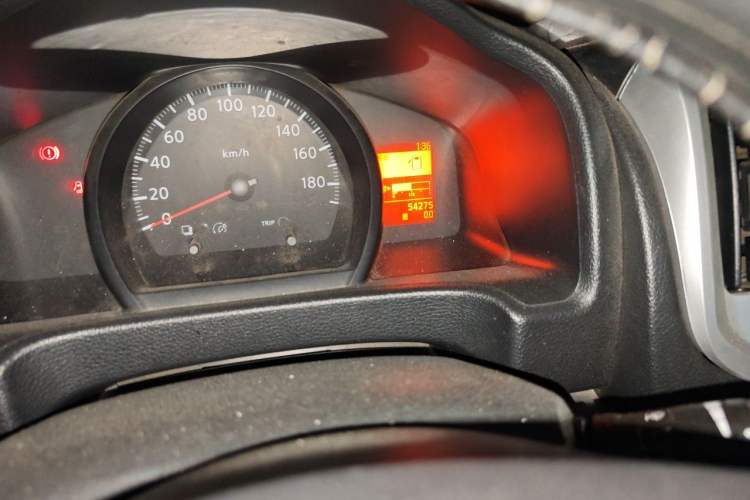 Used Nissan NV200 2011 1.6L 232 Seats Zunya Trim Odometer Close Up