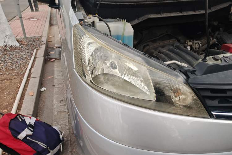 Used Nissan NV200 2011 1.6L 232 Seats Zunya Trim Right Front Headlight