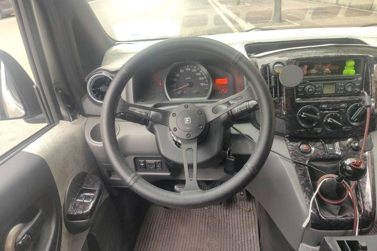 Used Nissan NV200 2011 1.6L 232 Seats Zunya Trim Steering Wheel