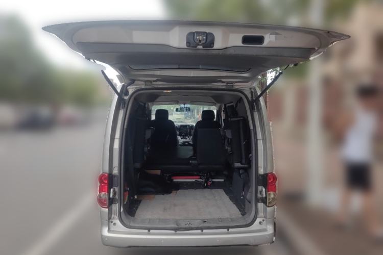 Used Nissan NV200 2011 1.6L 232 Seats Zunya Trim Trunk