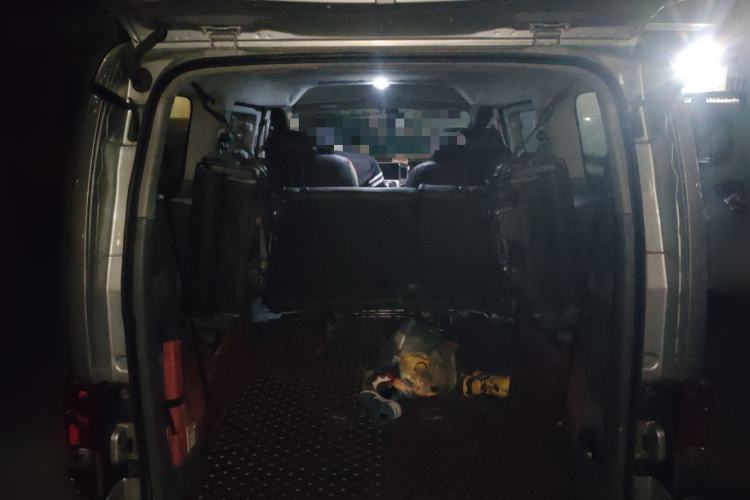 Used Nissan NV200 2011 1.6L 232 Seats Zunya Trim Trunk