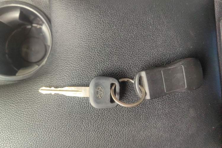 Used Nissan NV200 2011 1.6L 232 Seats Zunya Trim Vehicle Key