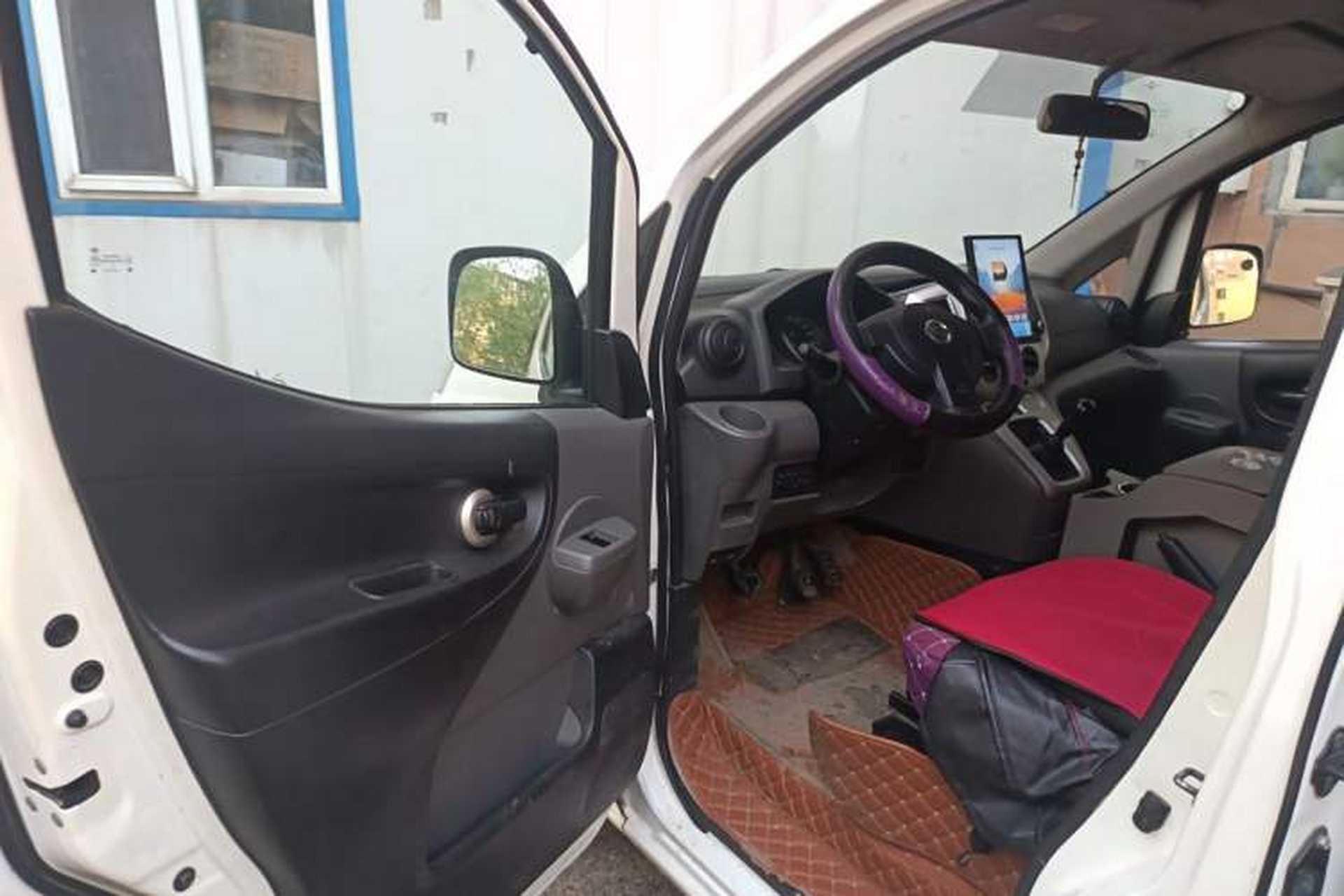 Used Nissan NV200 2011 1.6L 232 Seats Zunya Trim Driver Seat