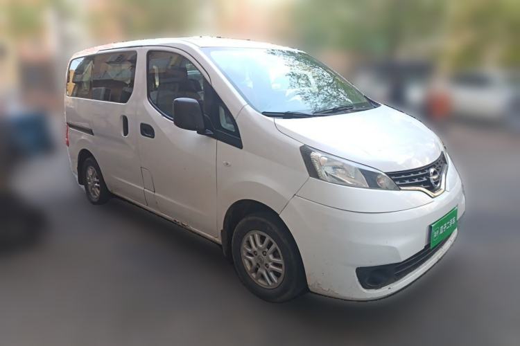 Used Nissan NV200 2011 1.6L 232 Seats Zunya Trim Front Right 45 Deg