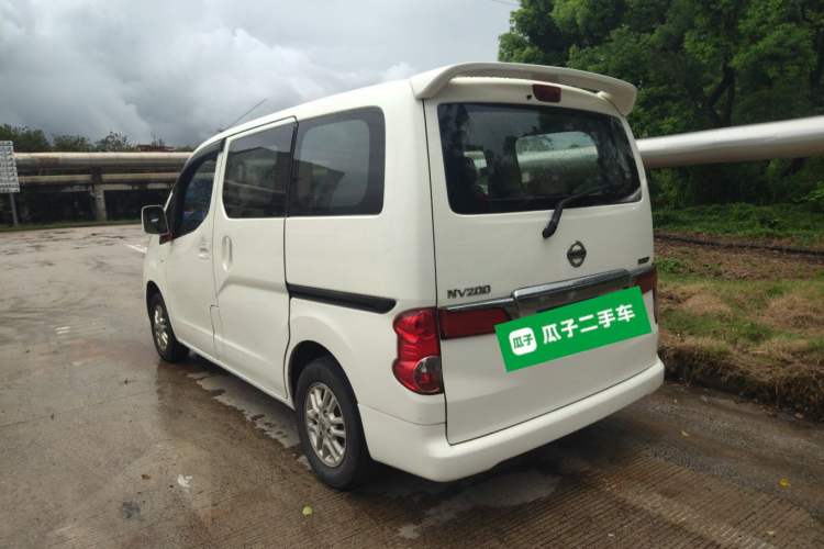 Used Nissan NV200 2011 1.6L 223 Seats Deluxe Version Rear Left 45 Deg