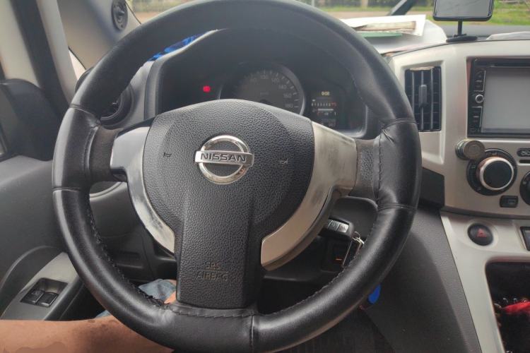 Used Nissan NV200 2011 1.6L 223 Seats Deluxe Version Steering Wheel
