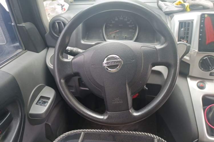 Used Nissan NV200 2012 1.6L 232 Seats Luxury Version Steering Wheel