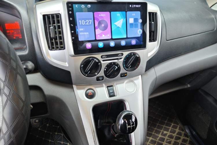 Used Nissan NV200 2012 1.6L 232 Seats Luxury Version Audio And AC Panel