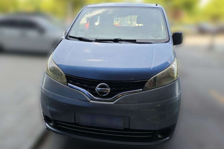Used Nissan NV200 2012 1.6L 232 Seats Luxury Version Front