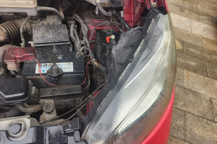 Used Nissan NV200 2012 1.6L 223 Seats Zunya Trim Engine Bay Left