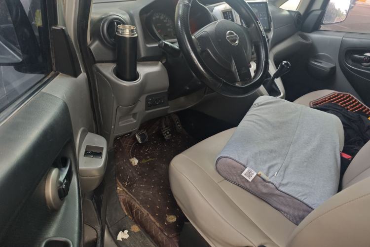 Used Nissan NV200 2012 1.6L 232 Seats Luxury Version Driver Seat