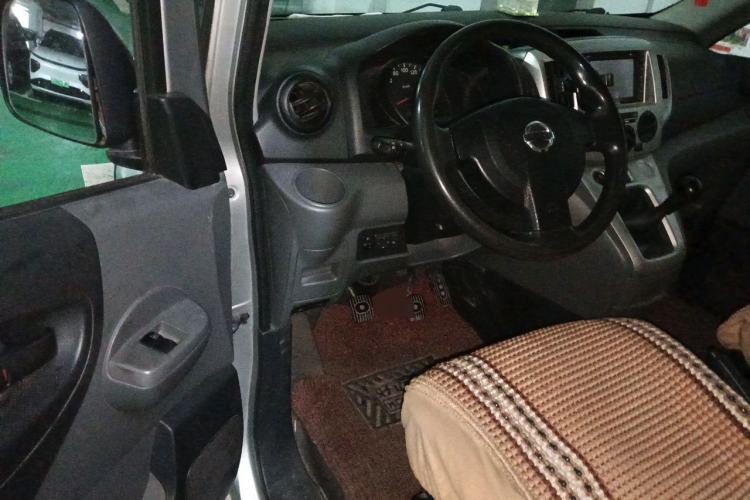 Used Nissan NV200 2012 1.6L 232 Seats Luxury Version Driver Seat