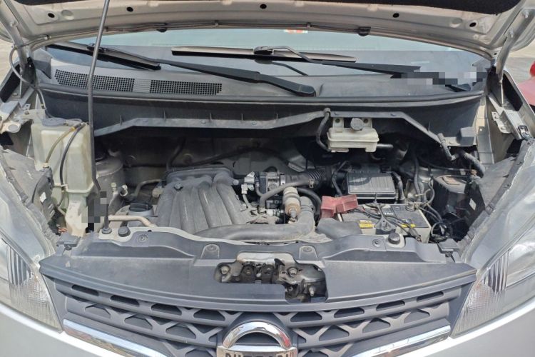 Used Nissan NV200 2012 1.6L 232 Seats Luxury Version Engine Bay