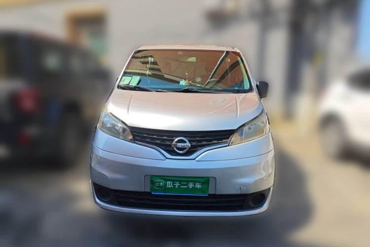 Used Nissan NV200 2012 1.6L 232 Seats Luxury Version Front