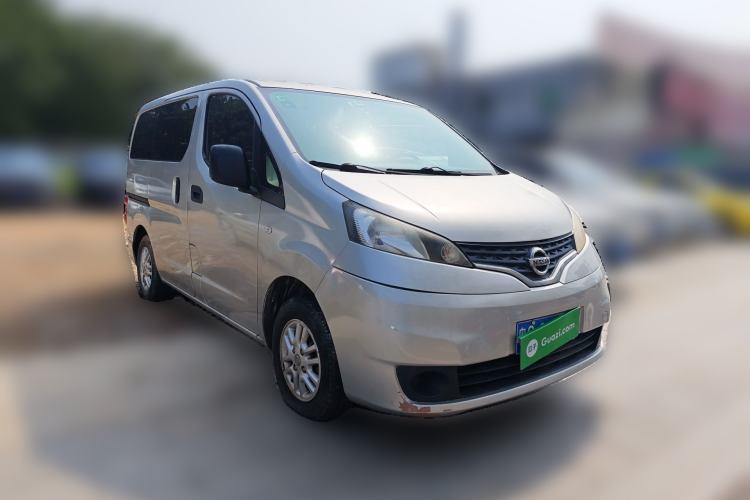 Used Nissan NV200 2012 1.6L 232 Seats Luxury Version Front Right 45 Deg