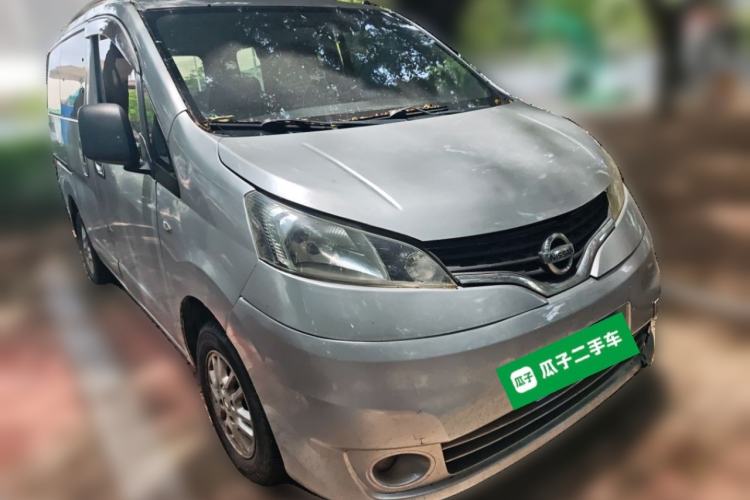 Used Nissan NV200 2012 1.6L 232 Seats Luxury Version Front Right 45 Deg