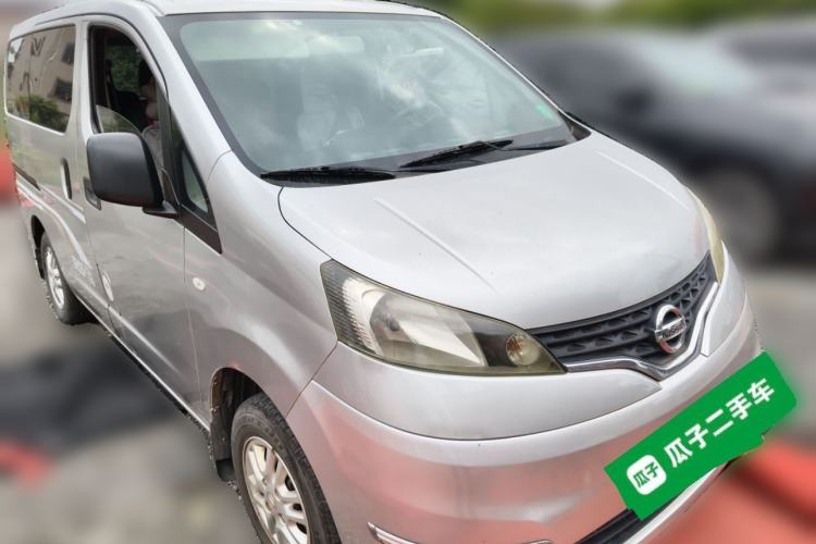 Used Nissan NV200 2012 1.6L 232 Seats Luxury Version Front Right 45 Deg