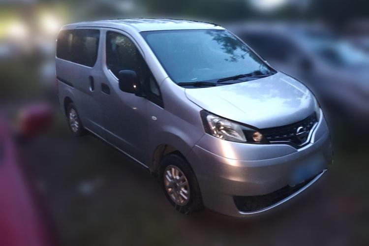 Used Nissan NV200 2012 1.6L 232 Seats Zunya Trim Front Right 45 Deg
