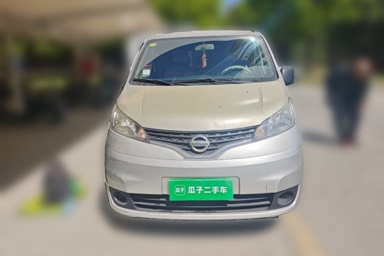 Used Nissan NV200 2012 1.6L 232 Seats Luxury Version Front