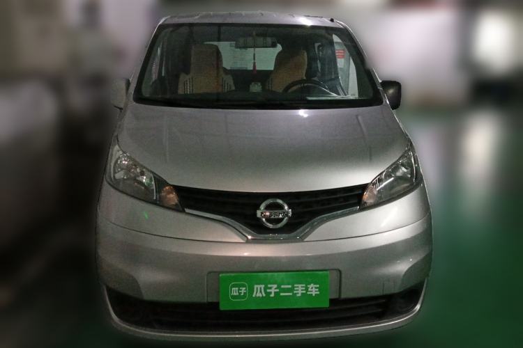 Used Nissan NV200 2012 1.6L 232 Seats Luxury Version Front