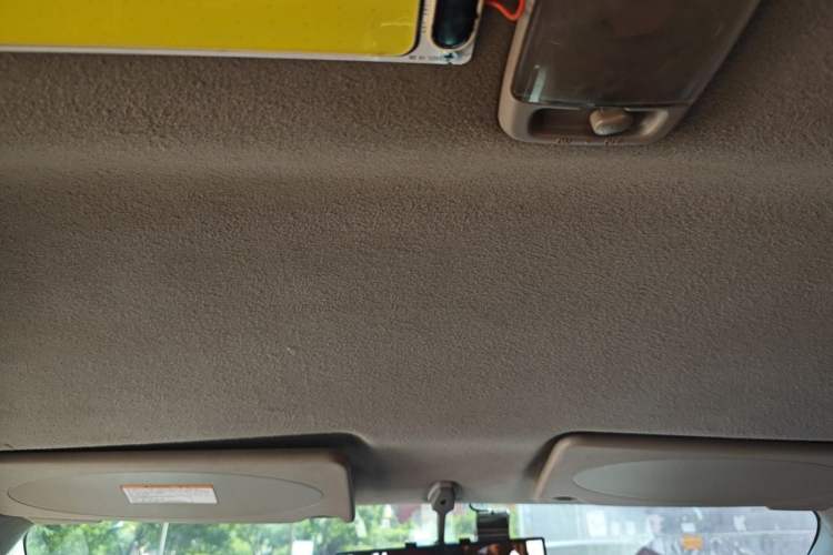 Used Nissan NV200 2012 1.6L 232 Seats Luxury Version Headliner